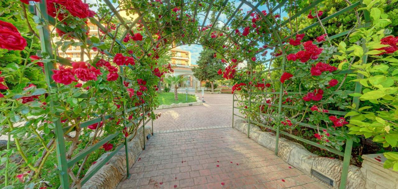 Mena Palace Hotel ساني بيتش المظهر الخارجي الصورة